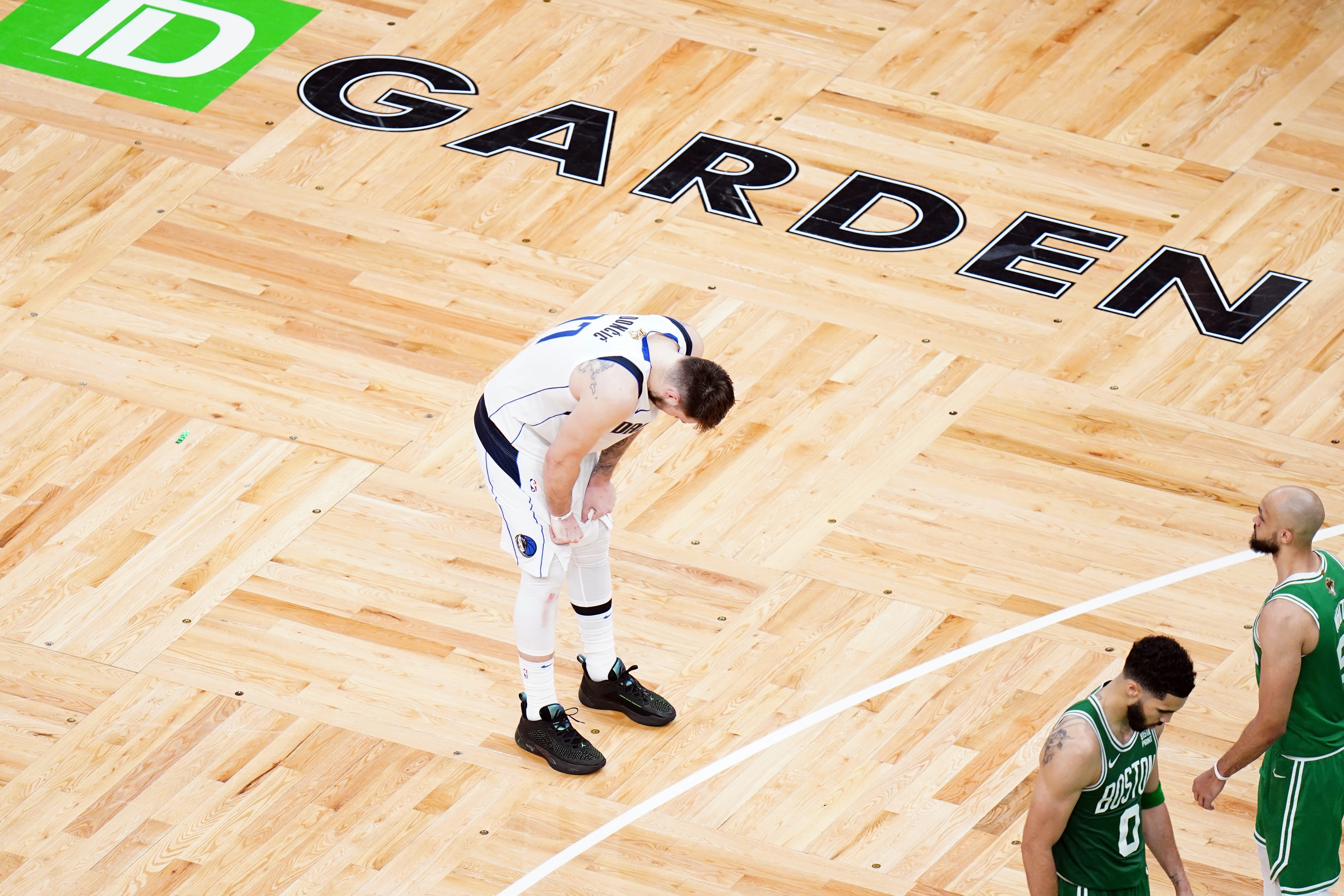  Windhorst：有一名现役NBA全明星球员跟我说 独行侠很讨厌东契奇